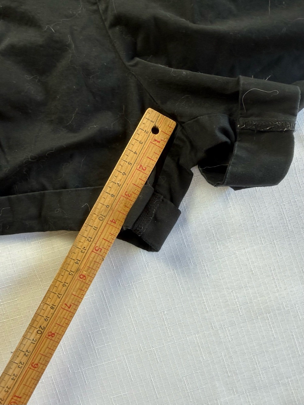 A New Day Women's Pleated Cuffed Black Elastic Wast Size XL 4" Inseam - Picture 5 of 6